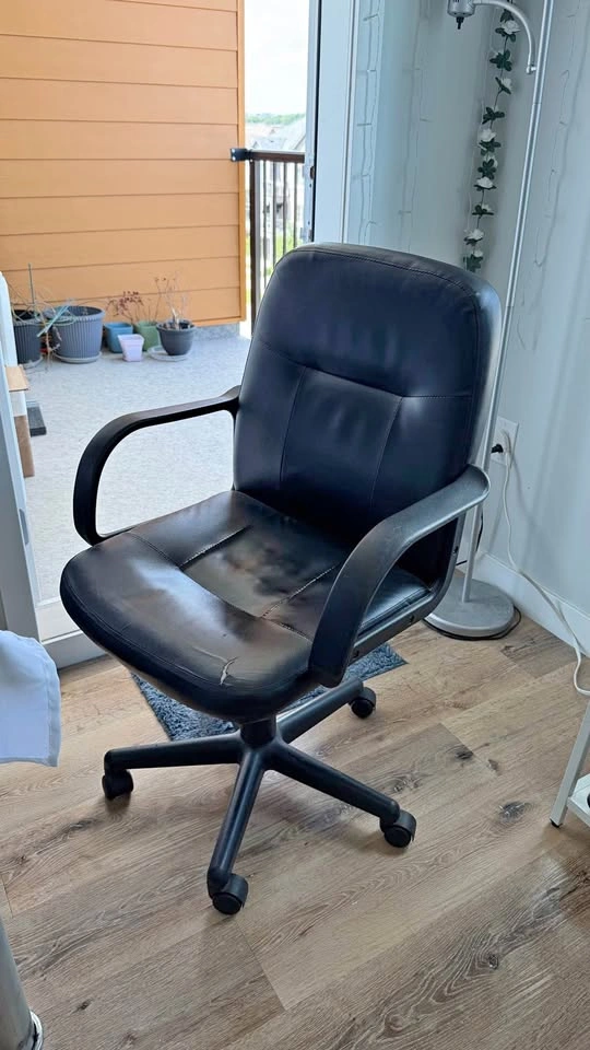 Black Faux Leather Office Chair