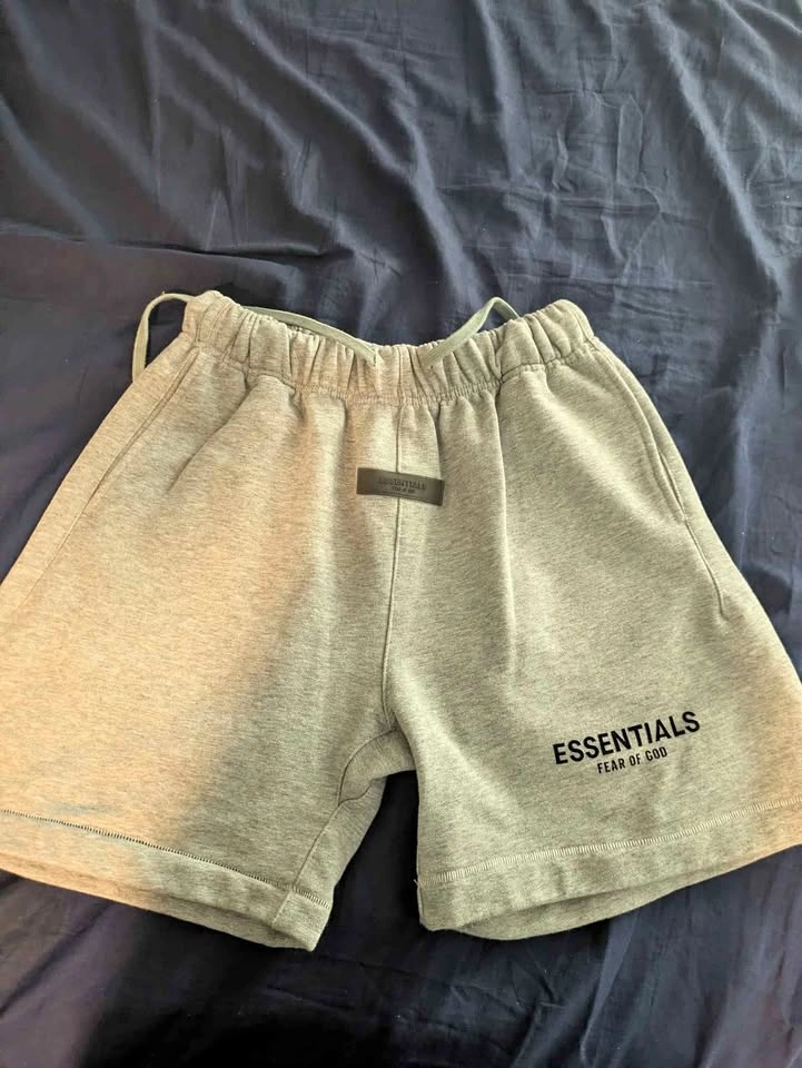 Light Oatmeal Essential Shorts
