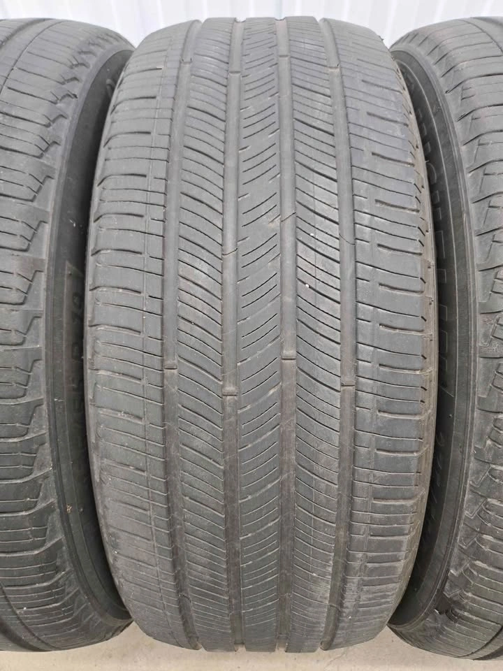 Michelin All Season Tires 235/55R19 - photo 3