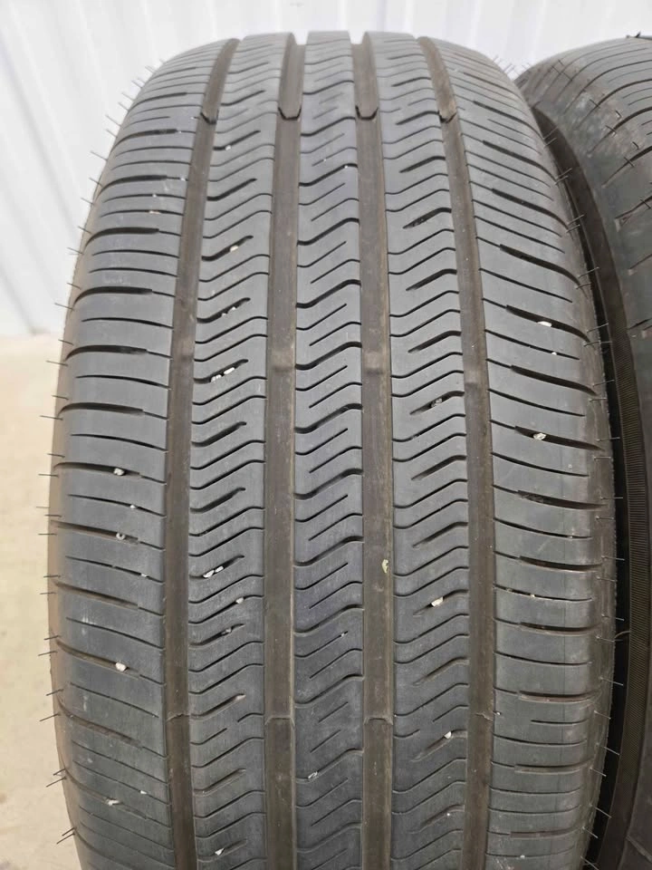 Toyo All Season Tires 235/65R17 - photo 4