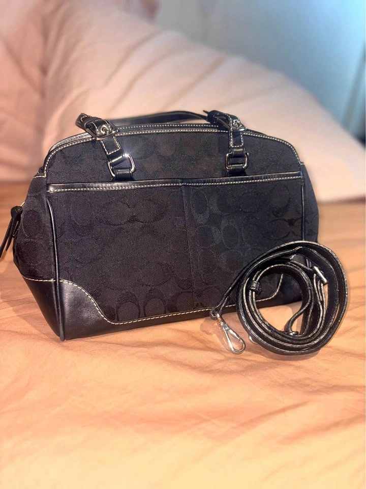 COACH SIGNATURE SATCHEL