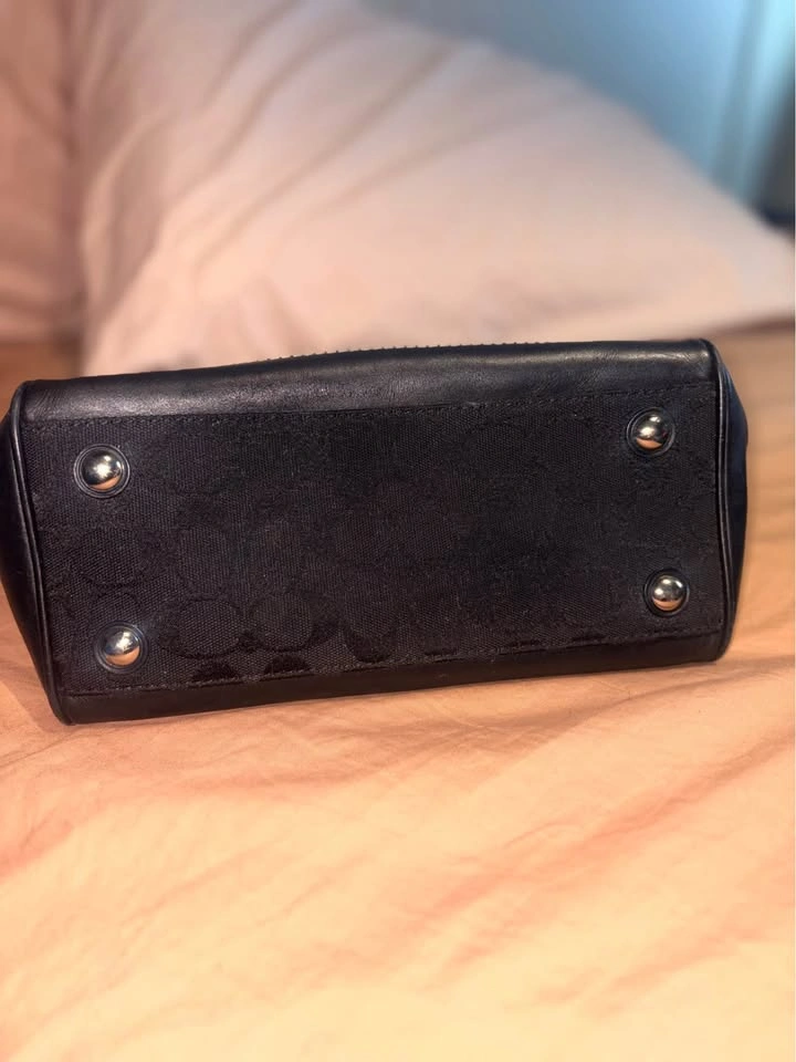 COACH SIGNATURE SATCHEL - photo 3