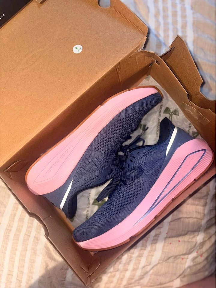 UNDER ARMOUR SHOES