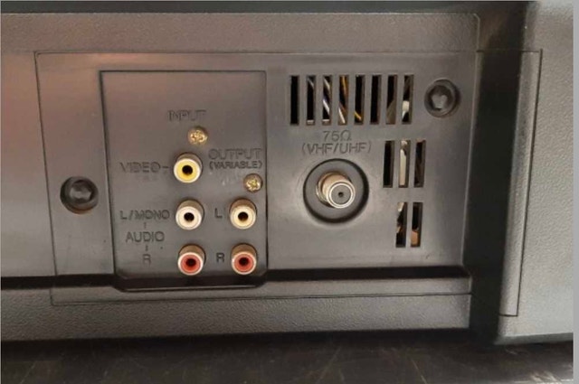 JVC 20" AV 20220 CRT TV Retro Video Gaming - photo 4