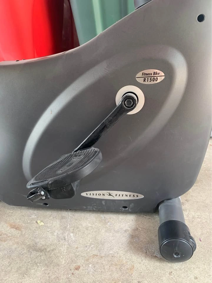 Like-New Recumbent Exercise Bike – Comfortable Seat - photo 2