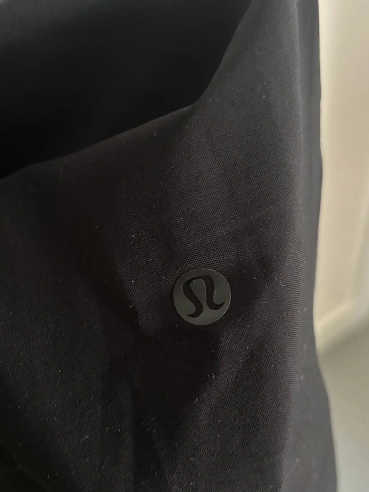 Lululemon Black Travel On The Go Pants - photo 3