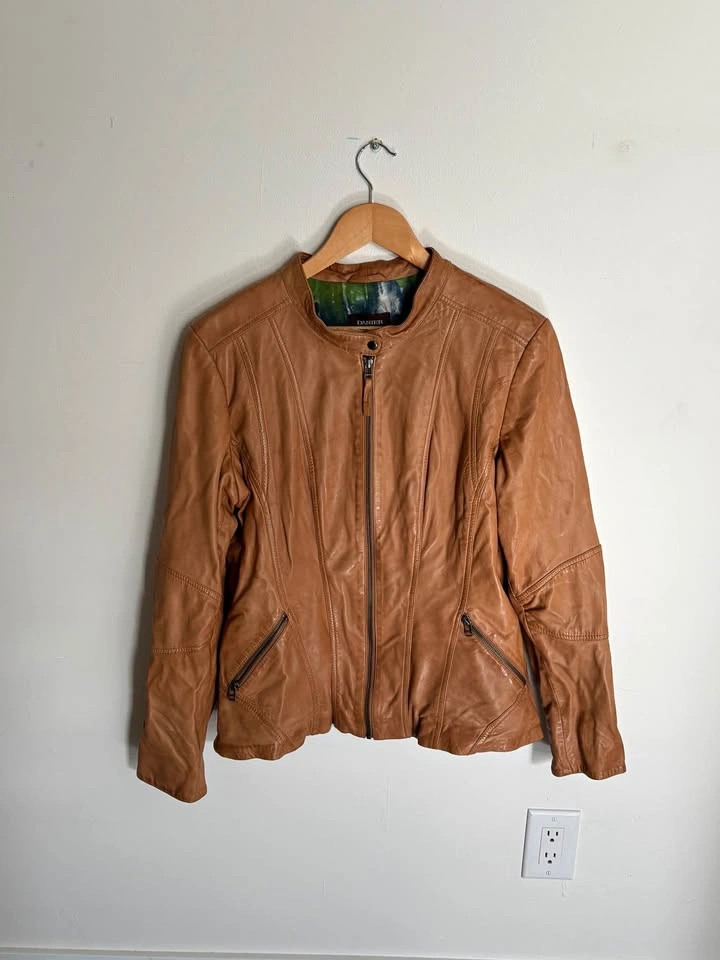 Danier - 90’s Vintage Tan Leather Jacket