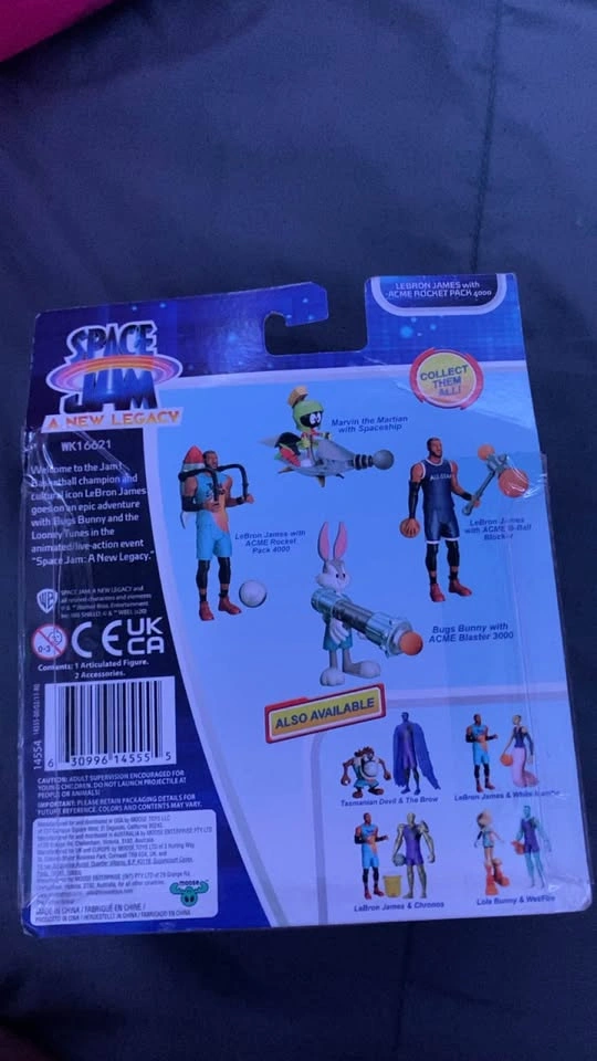 Space Jam LeBron James ACME Rocket Pack 4000 Action Figure - photo 2