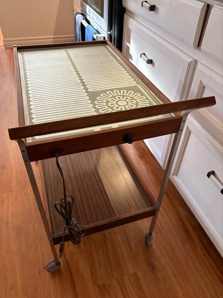 Vintage Mid-Century Salton Hotray Heated Bar Cart - photo 4