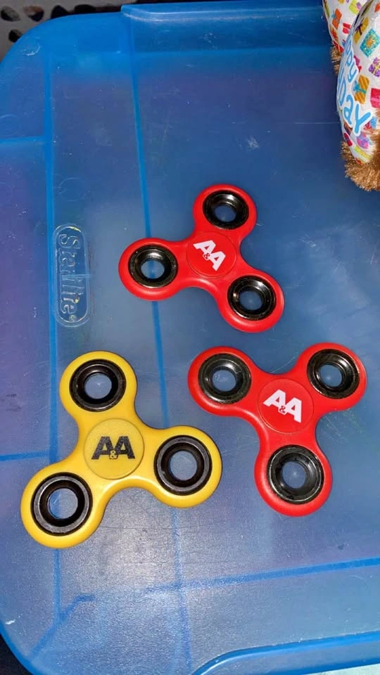 fidget spinners