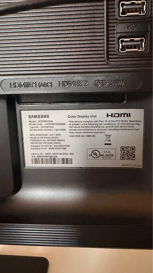 Samsung 4K Smart Monitor M7— Like New - photo 5