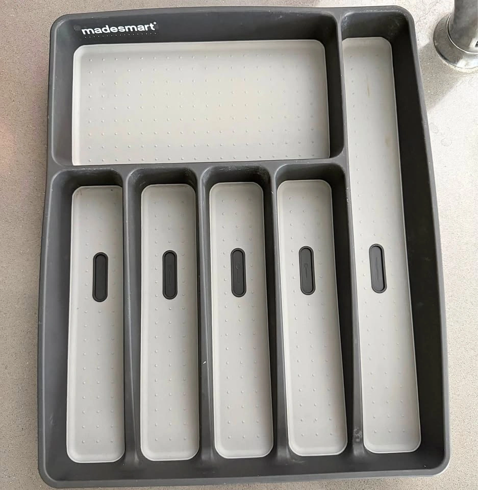 Cutlery / Silverware / Utensil Organizer