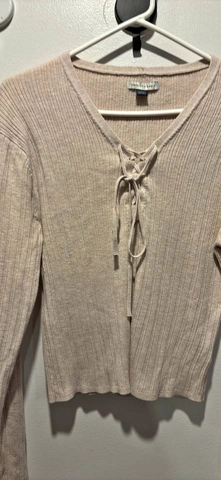 American Eagle top