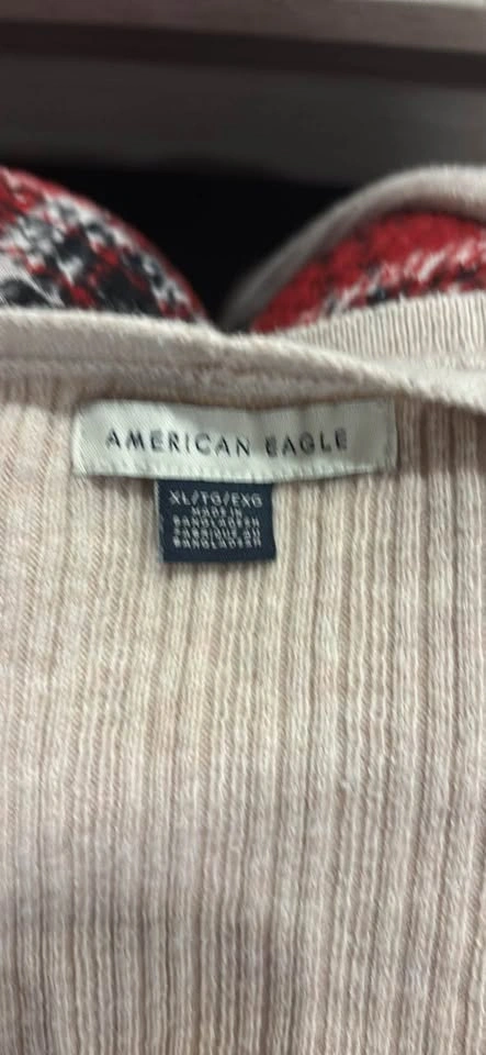 American Eagle top - photo 4