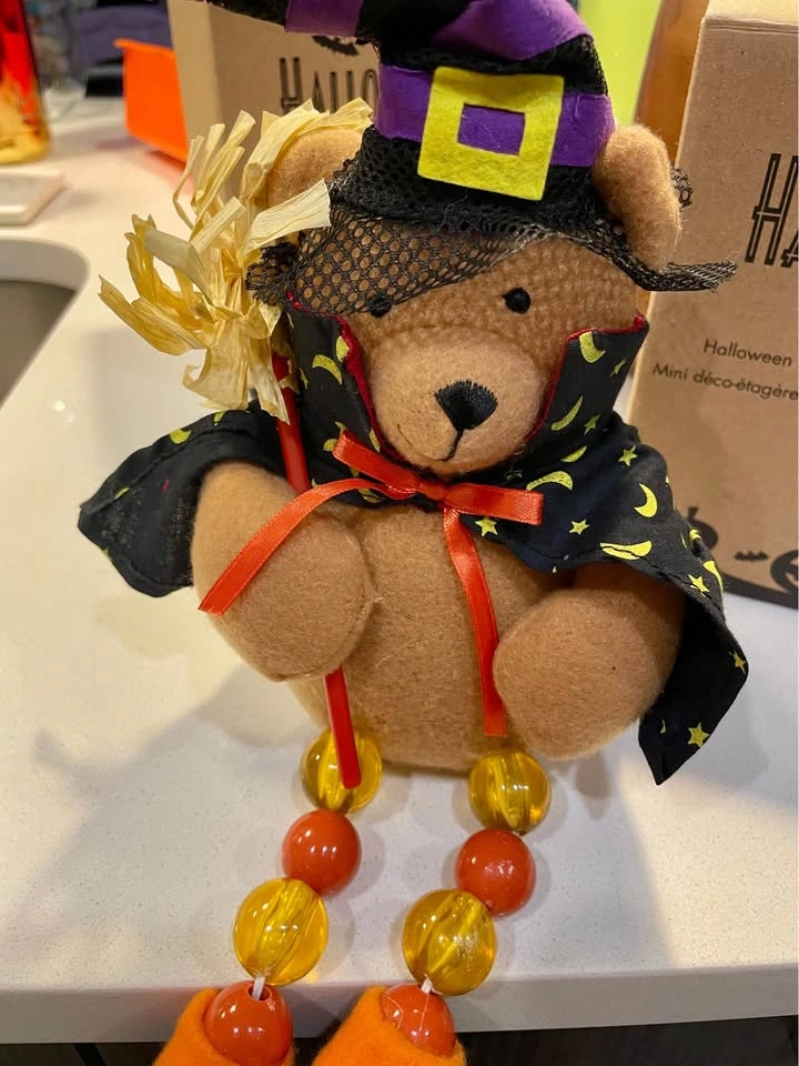 Halloween Mini-Sitters Witch and Pumpkin Bears - photo 4