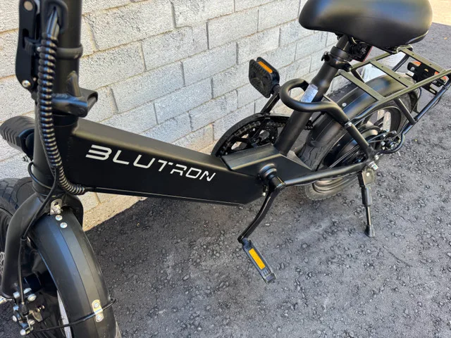 Blutron EB350F 350W Foldable EBike image indicator(2)