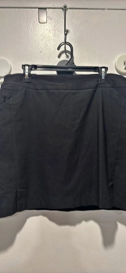 S.C.& CO skort