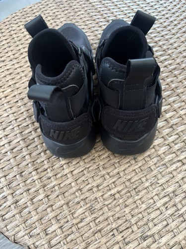 Nike Black Solid Mid Top Strap Closure Athletic Sneakers Unisex - photo 3