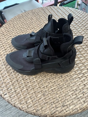 Nike Black Solid Mid Top Strap Closure Athletic Sneakers Unisex - photo 4