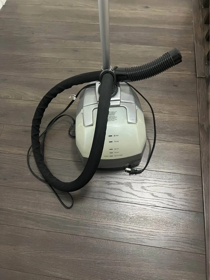 Conair Upright Ultimate Fabric Steamer (missing T nozzle) - photo 3