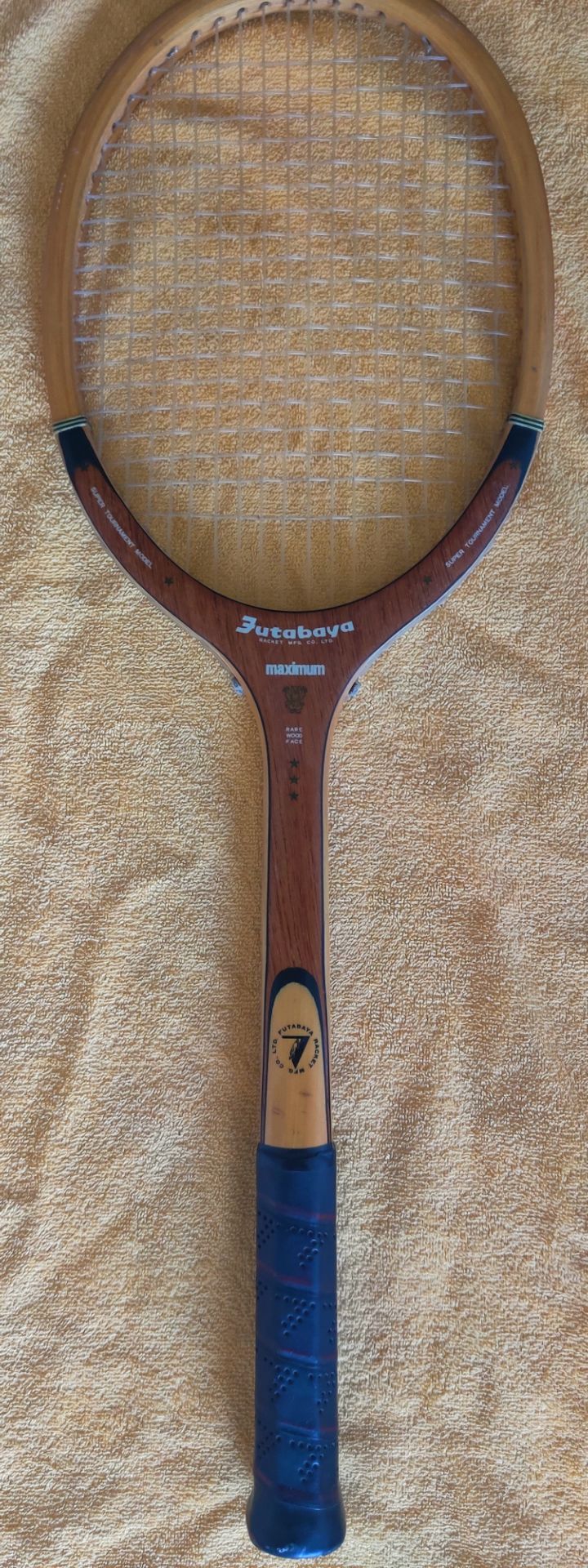 Futagoya Vintage Wooden Tennis Racket - photo 2