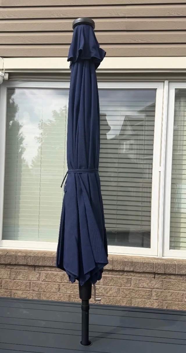 patio umbrella with LED lights