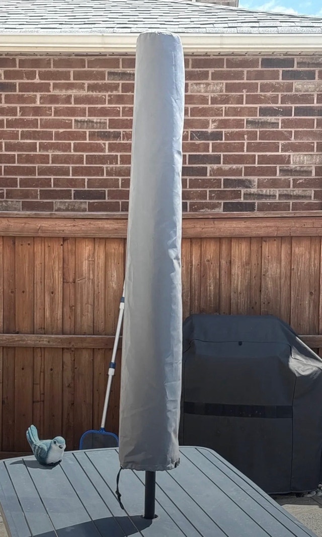 patio umbrella with LED lights - photo 4