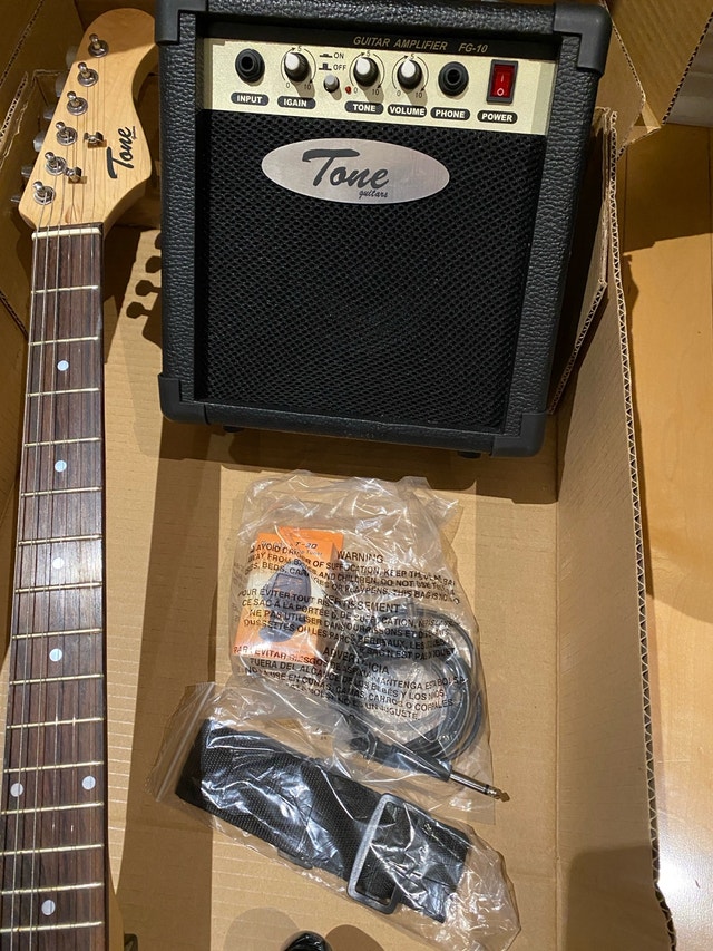 TONE Strat-Style Electric Guitar package - photo 3