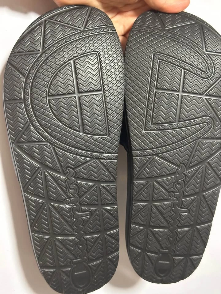 Mismatched Champion Slides — Left 9M / Right 8M — Brand New! - photo 2