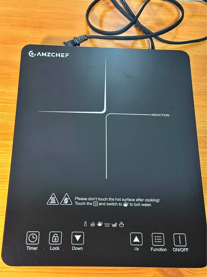 AMZCHEF Portable Induction Cooktop - 1800W - Works Perfect!