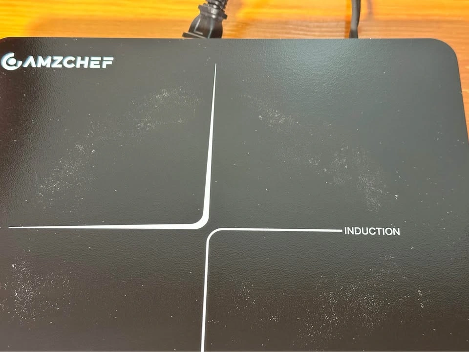 AMZCHEF Portable Induction Cooktop - 1800W - Works Perfect! - photo 2