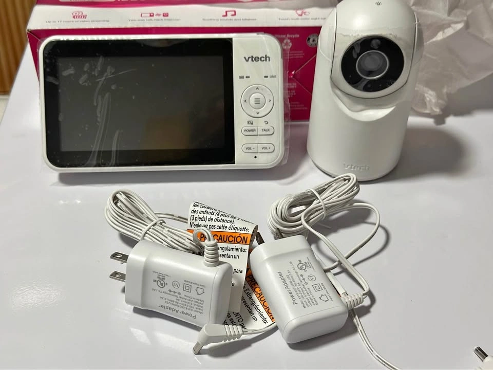 VTech VM5267 Pan & Tilt Video Baby Monitor — 5" Screen — New