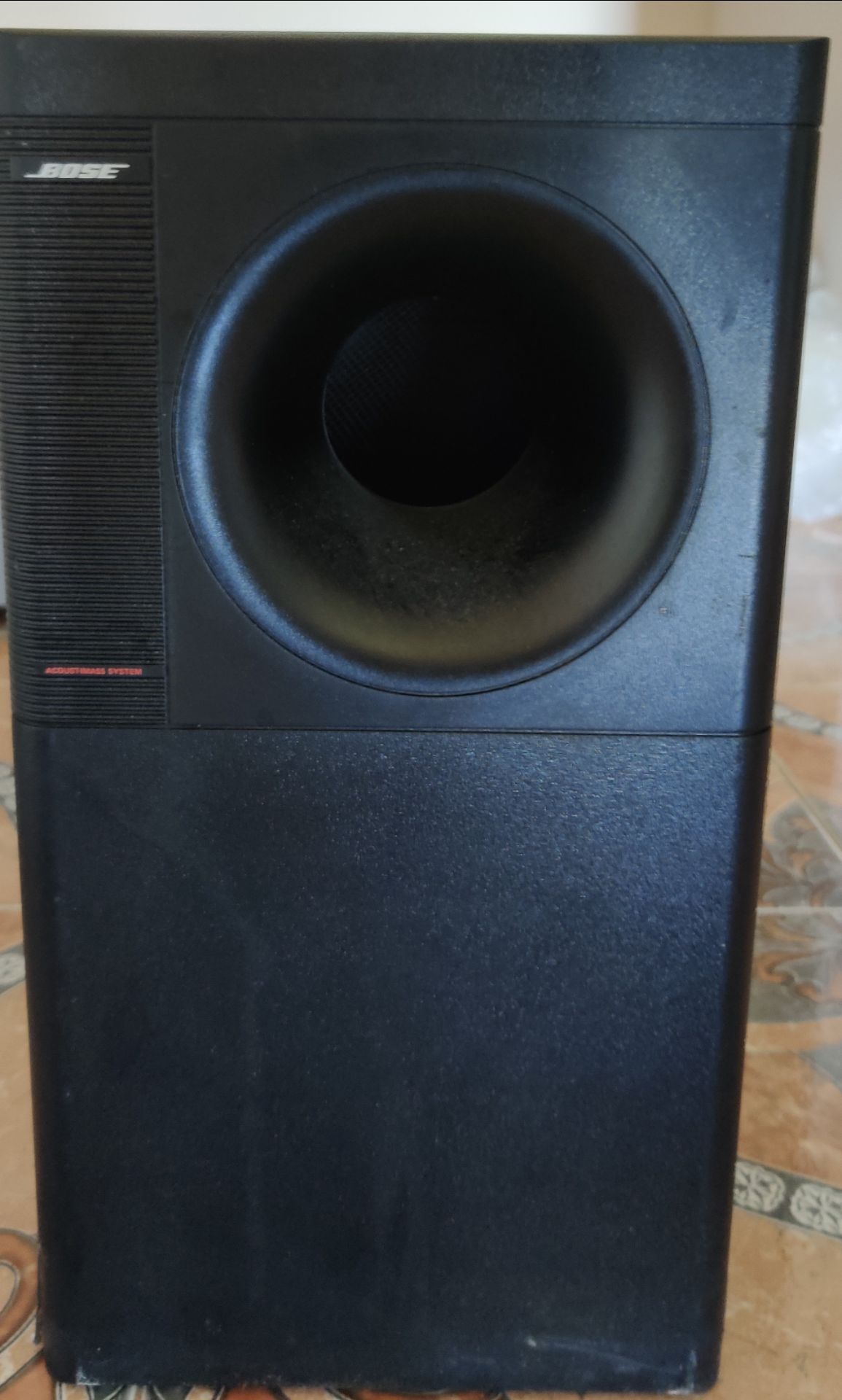 CLEAN Bose Acoustimass Subwoofer