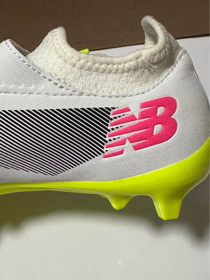 New Balance Furon Junior Soccer Cleats - US 5 (23 cm) - New - photo 4