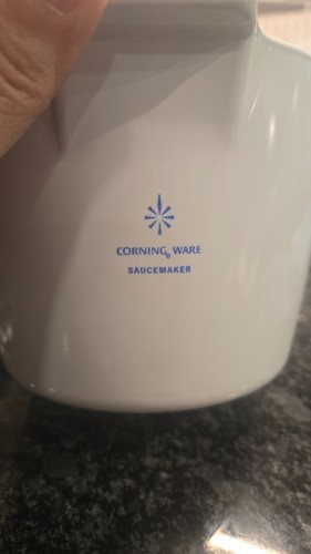Vintage Corning Ware Blue Cornflower 1 Qt Saucemaker / lid