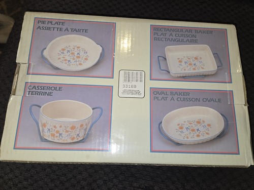 Vintage Country Classics Collection Oval Baker with Metal Rack - photo 2