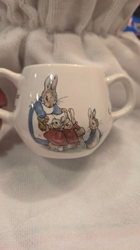 Wedgwood Beatrix Potter Peter Rabbit 2-Handled Mug - photo 3