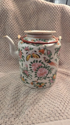 Antique Chinese Famille Rose Cylindrical Teapot