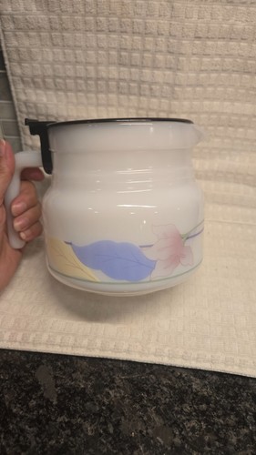 Arcopal France "Flo" Milk Glass Coffee/Tea Pot Carafe - photo 4