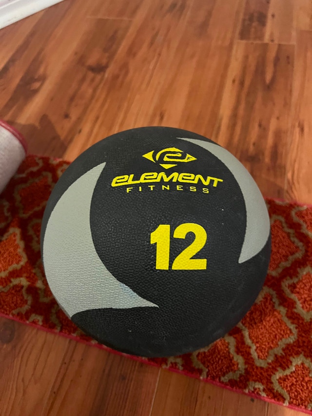 Element Fitness 12lb Medicine Ball - photo 3