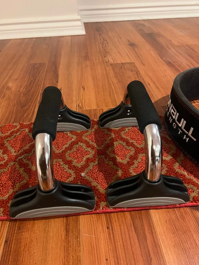 Push-Up Bars