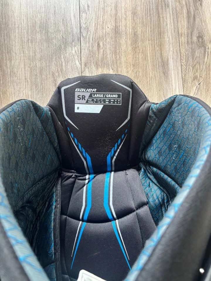 Senior large Bauer hockey pants - photo 3
