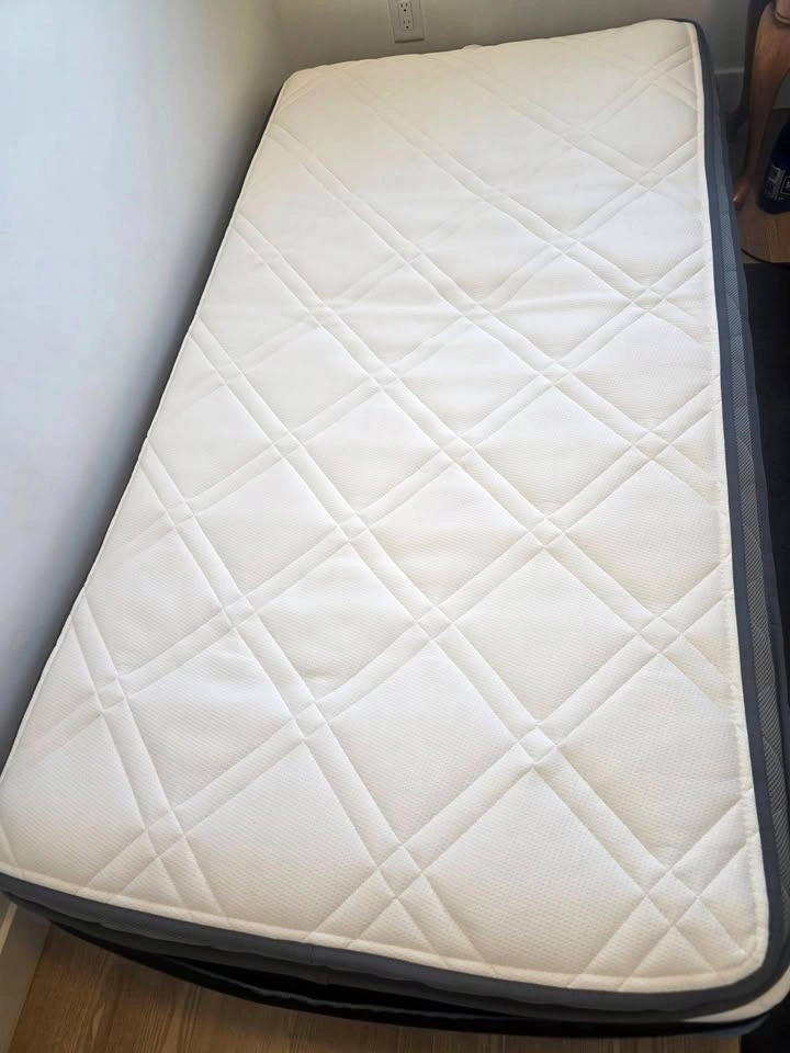 8" Medium Euro Top Innerspring Mattress