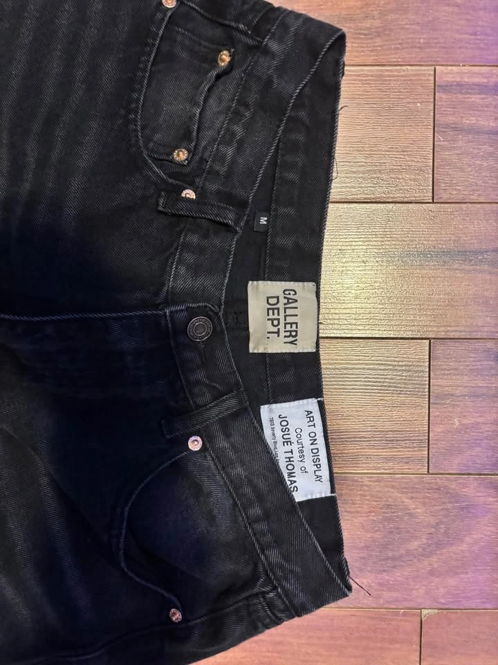 Gallery dept jeans size medium - photo 3