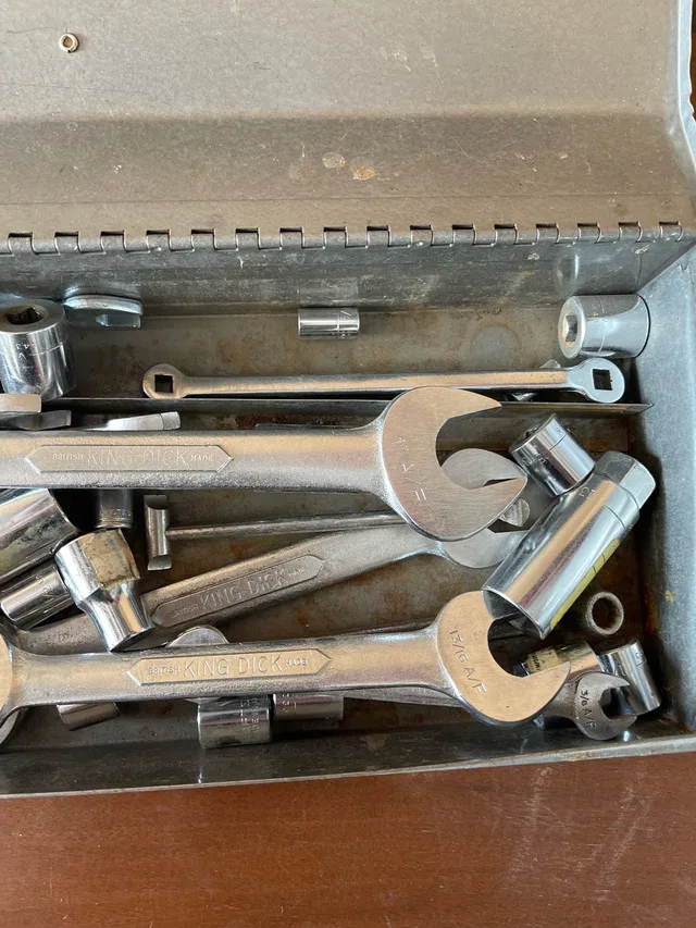 Craftsman low profile Tool box and tools image indicator(3)