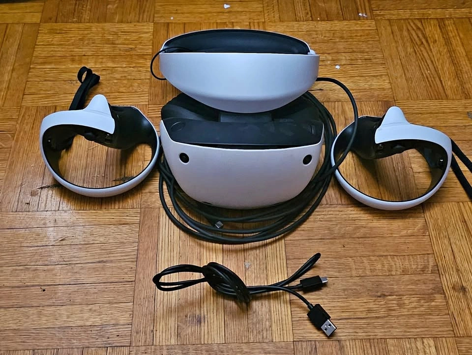 PSVR2 Adult owned