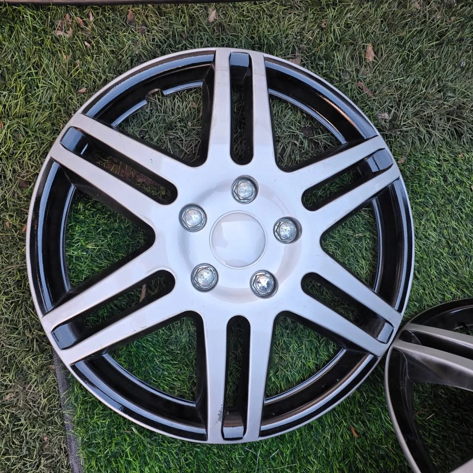 17 inch wheel covers - photo 3