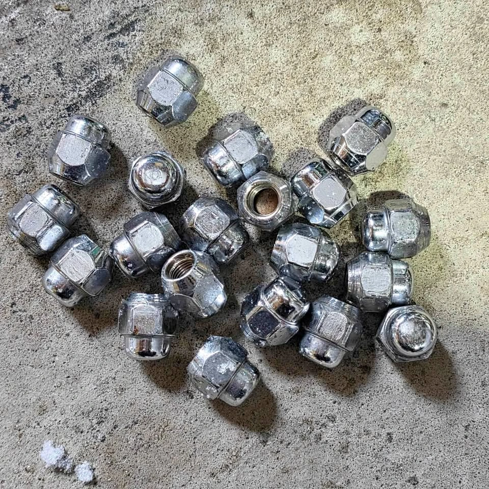 20 Lug nuts M12x1.25