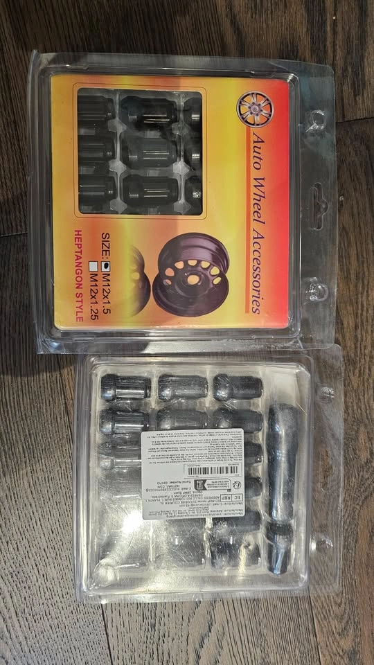 brand new 20 Lug nuts M12x1.5 - photo 2