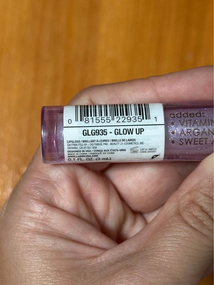 L.A. Girl Lip Gloss GLG935 “Glow Up” — Shimmer — 0.1 fl oz - photo 5